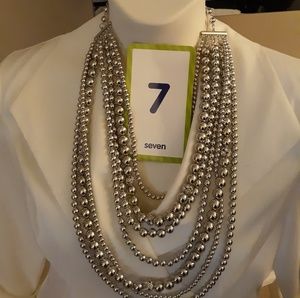 Necklace and earrings set